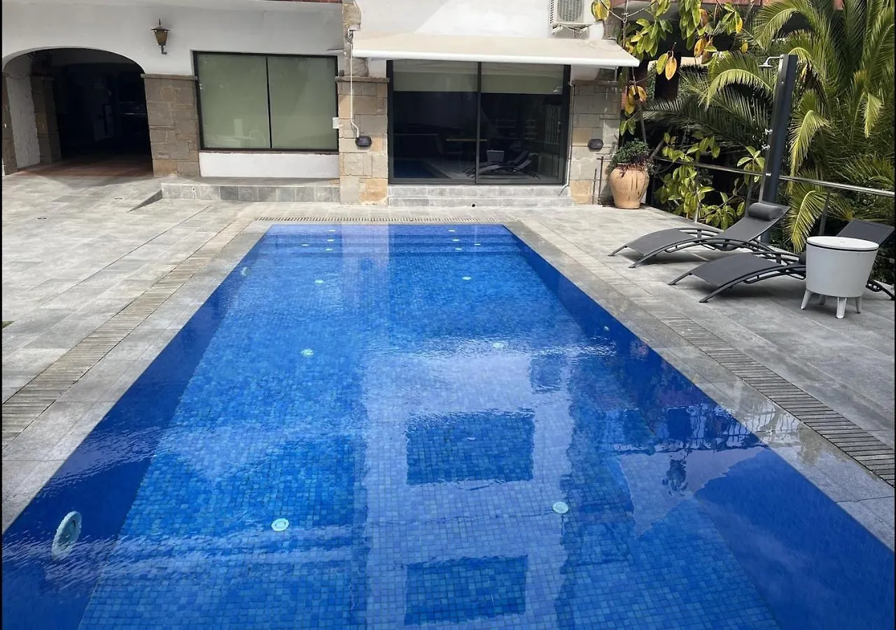 卡布里尔斯Costa Maresme Barcelona , Relax & Pool别墅 度假居 卡布里尔斯