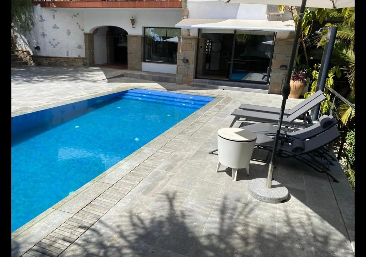 卡布里尔斯Costa Maresme Barcelona , Relax & Pool别墅 0*, 卡布里尔斯 西班牙